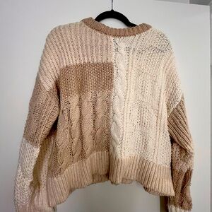 American Eagle Cable Knit Medium